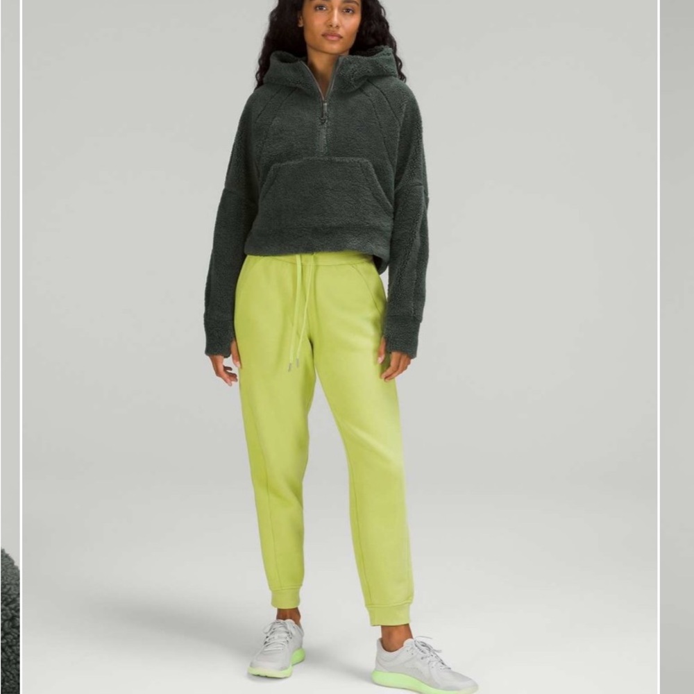 Lululemon Scuba Sherpa Fleece Green, Size 2, good condition